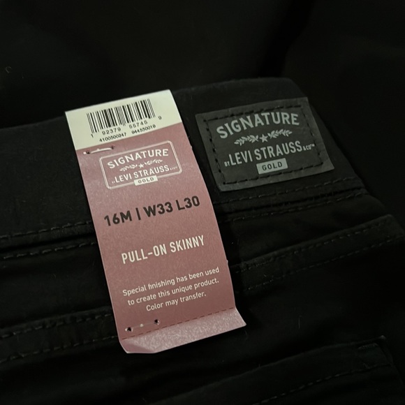 🆕 Levi’s Black Pull on Skinny Jeans - Picture 4 of 8